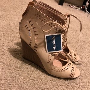 NWT wedges